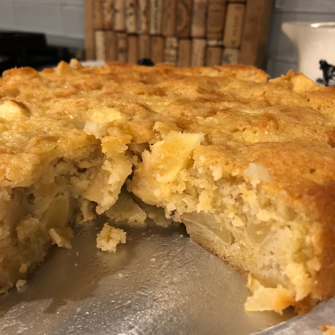 Marie-Hélène’s Apple Cake