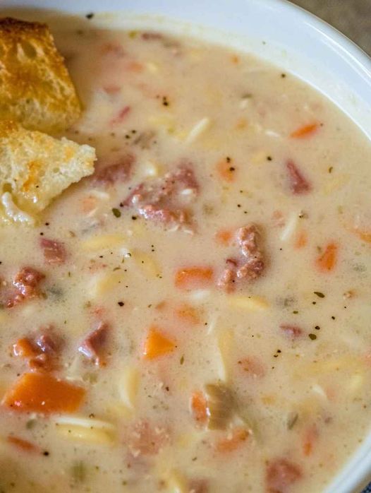 Soup with a creamy texture inspired by Reuben sandwiches.