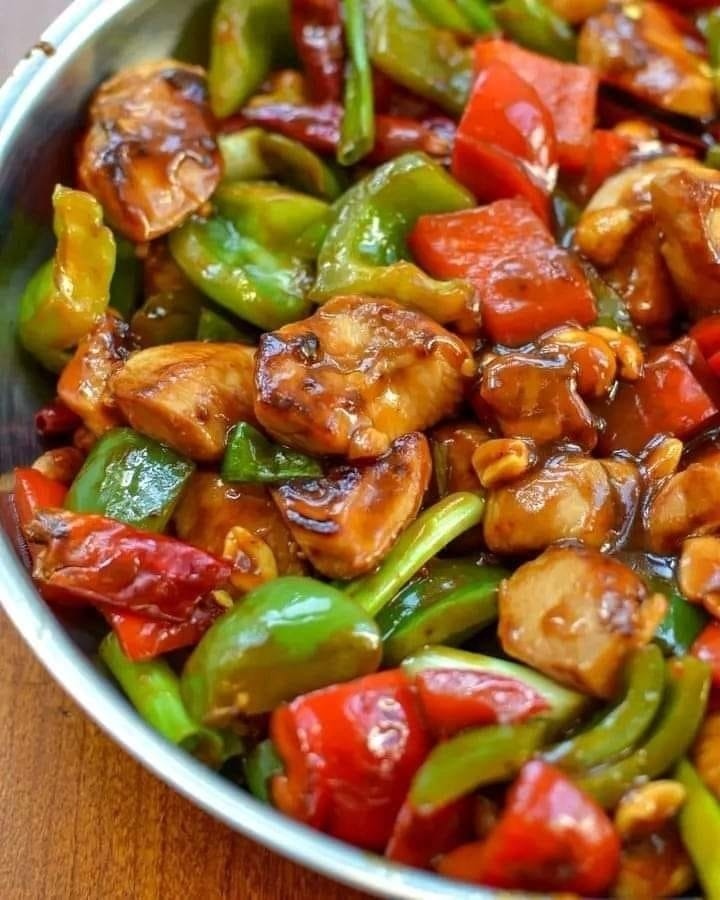 Stir-Fried Chicken with Bell Peppers Recipe