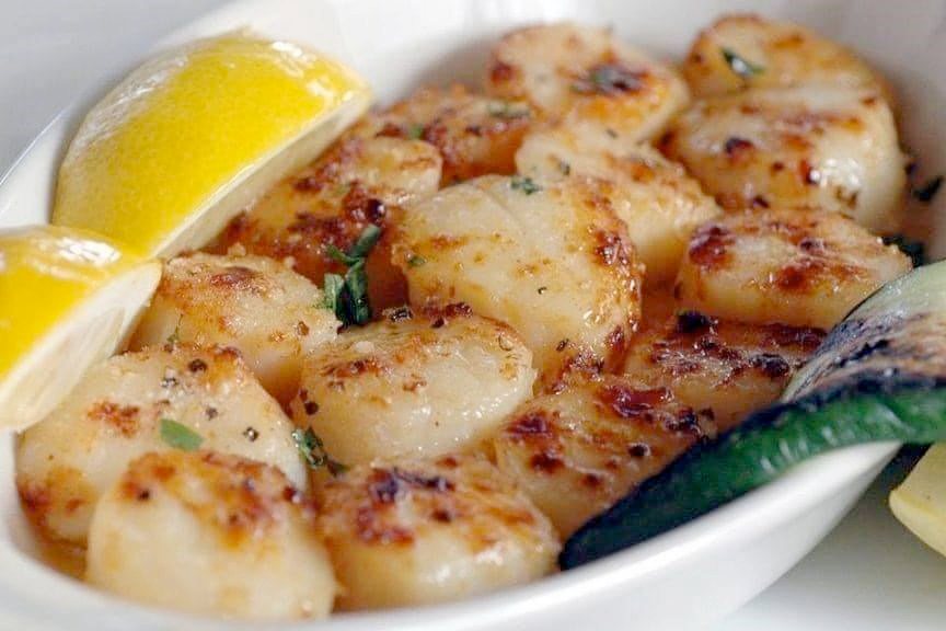 Broiled Scallops