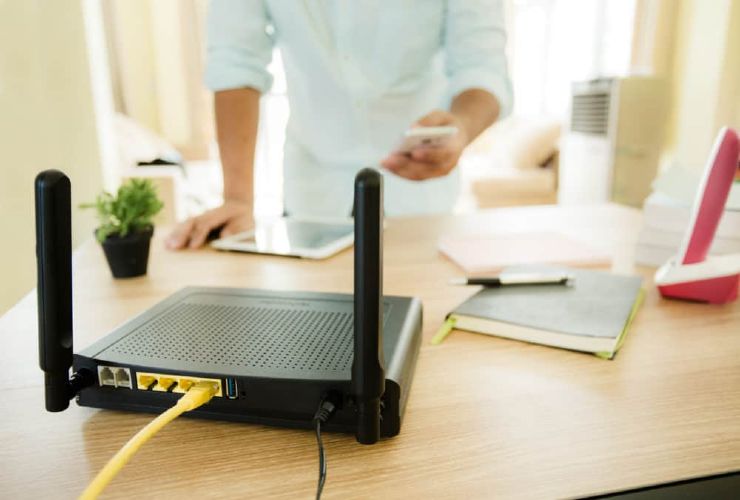 Now contact the router in this part of the house: slow down the wifi and duplicate the bill