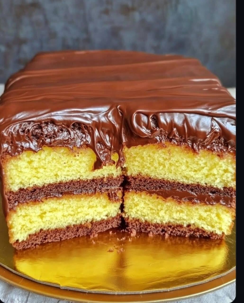 Vanilla Sheet Cake with Chocolate Filling