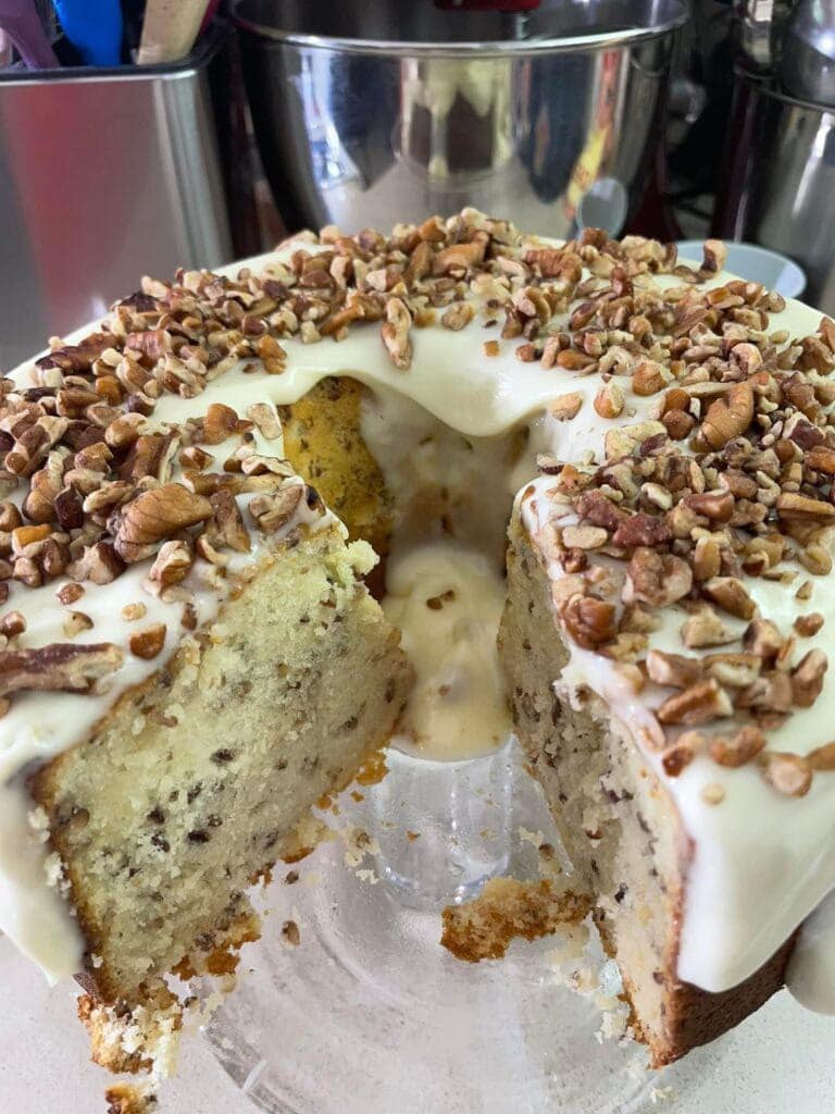 OLD SCHOOL BUTTER PECAN POUND CAKE !!!