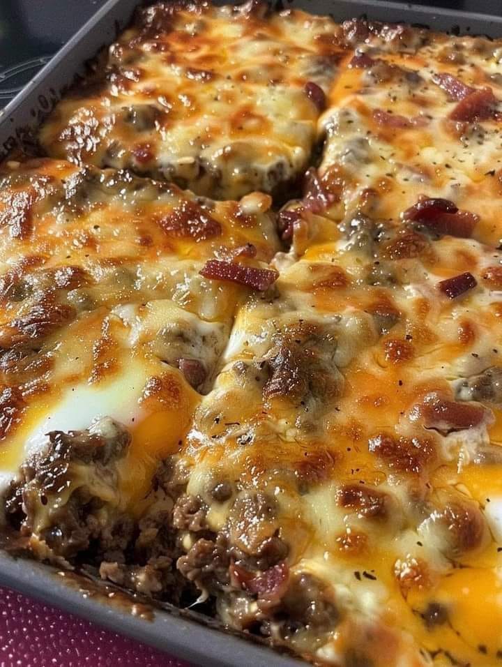 Low-Carb BaconCheeseburger Casserole