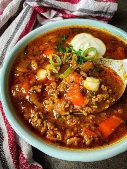 Hearty Ground Beef and Vegetable Soup