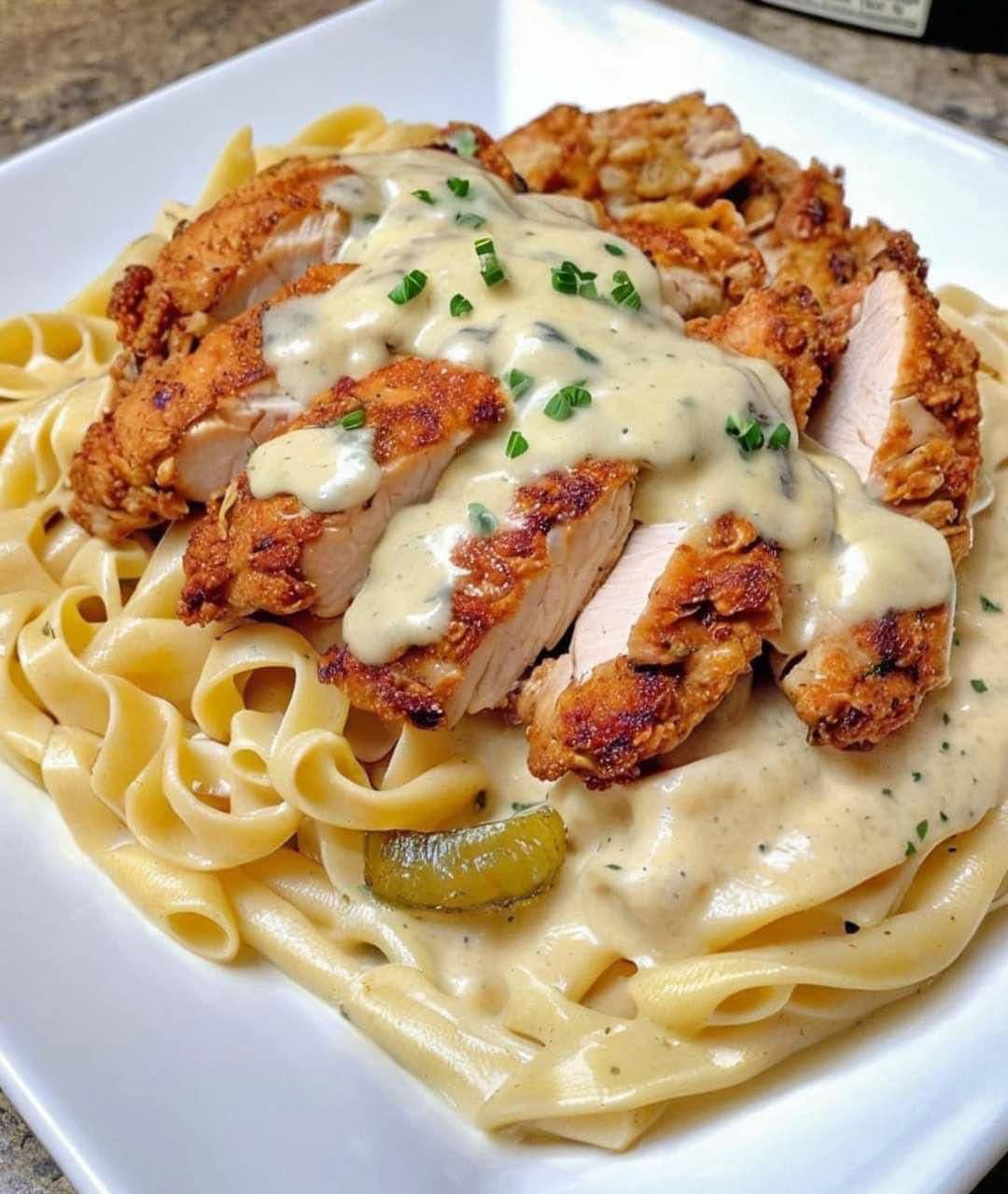 Crispy Chicken with Creamy Pasta