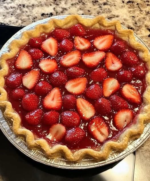 Classic Strawberry Pie: A Nostalgic Delight