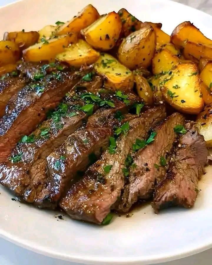 Would you eat this tremendous garlic steak & potato foil packets