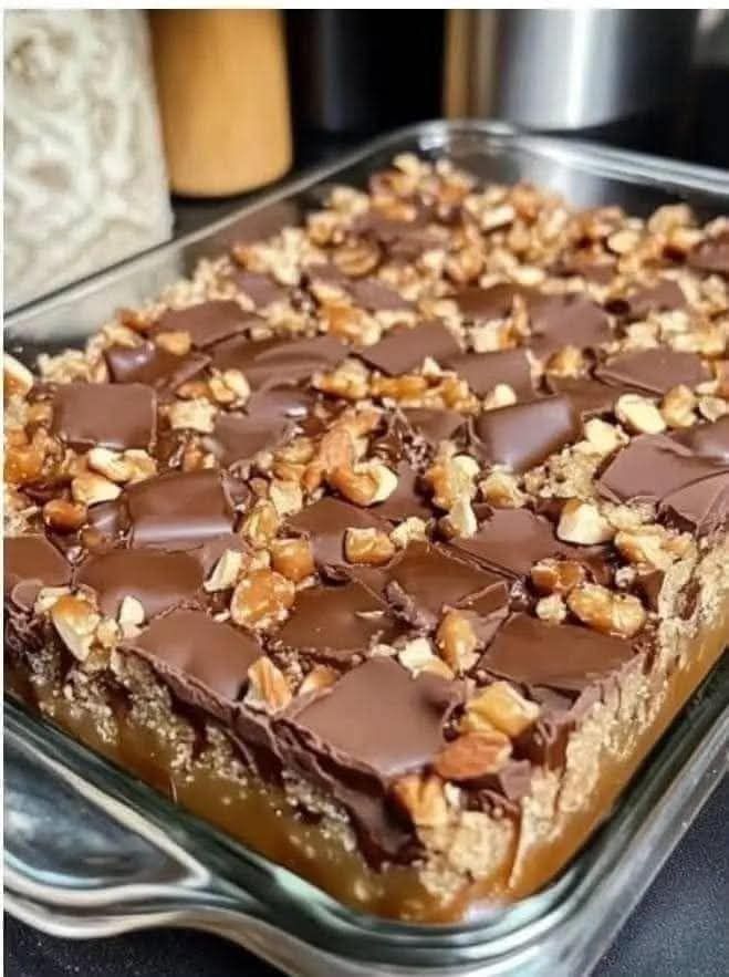 Caramel Chocolate Crunch Bars