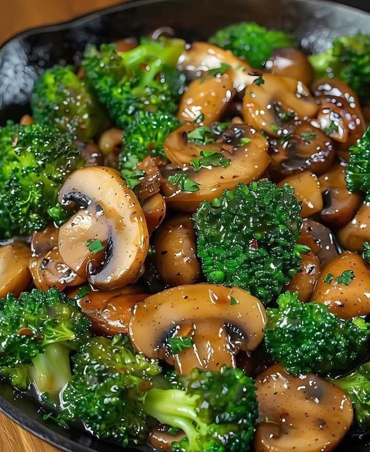 Garlic Mushrooms and Broccoli