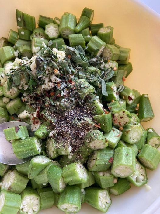 Garlic Roasted Okra